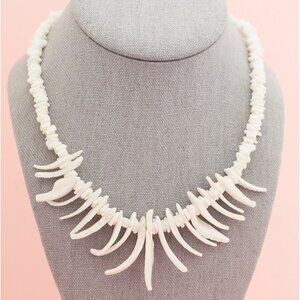 Bohemian White Sea-Shells Bib Necklace 17.5 Inches